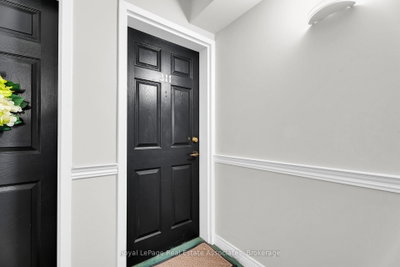 4003 Kilmer Drive • #311 • Burlington, ON photo 2
