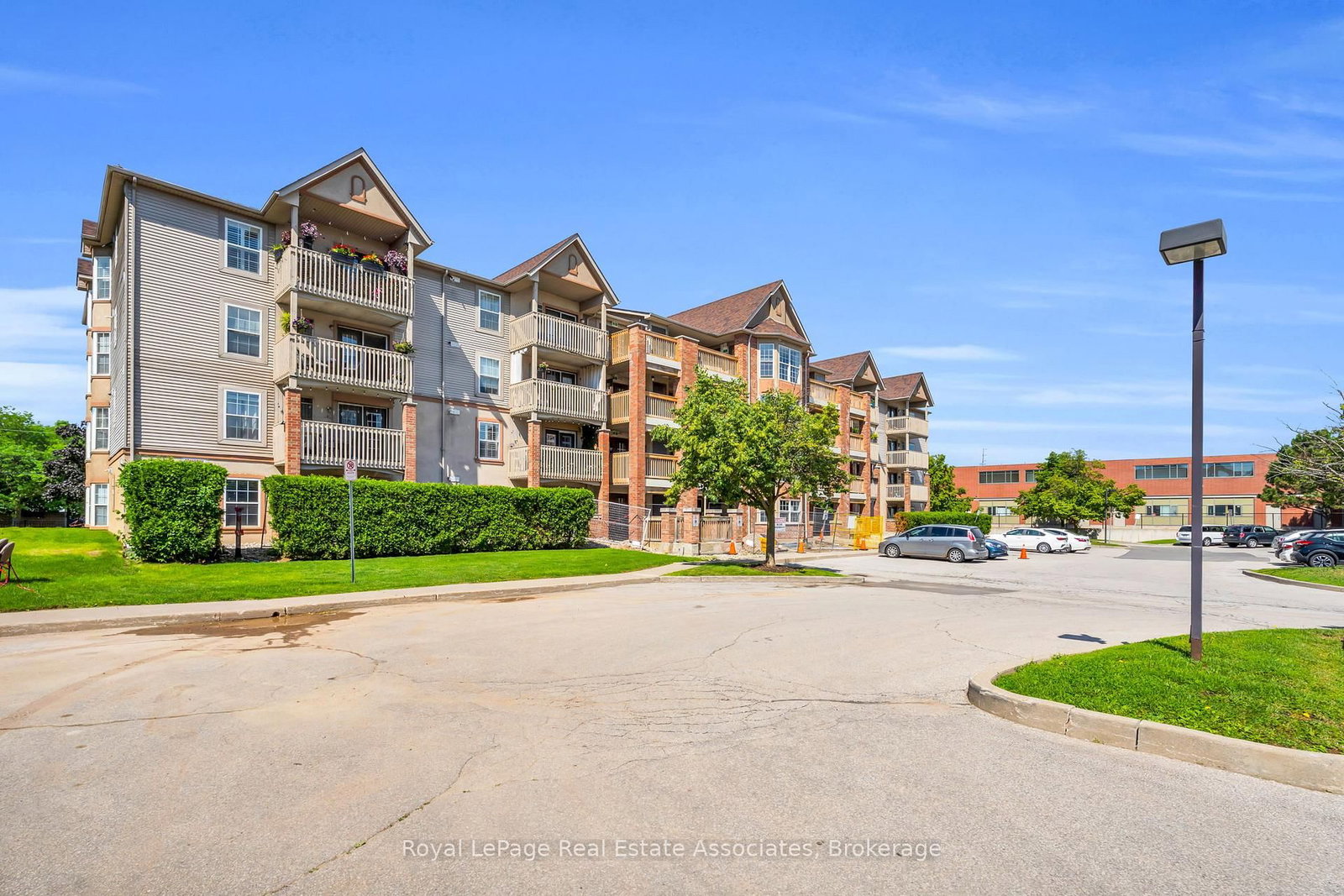 4003 Kilmer Drive • #311 • Burlington, ON photo 34