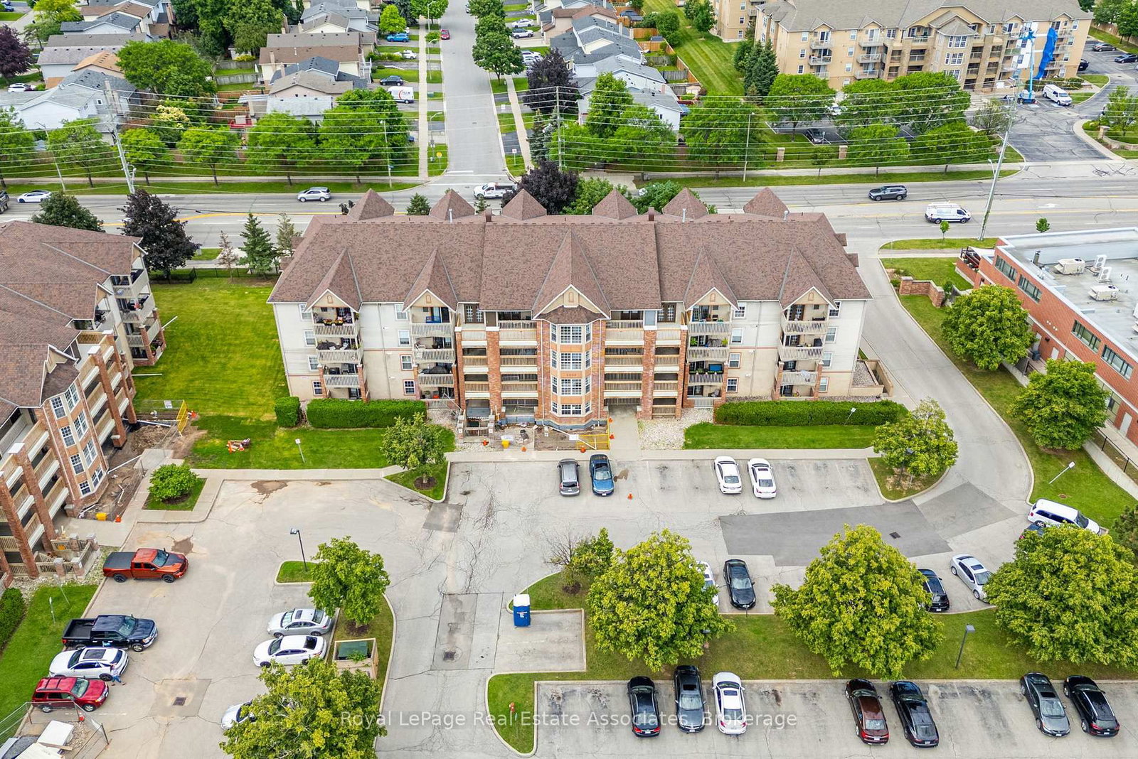 4003 Kilmer Drive • #311 • Burlington, ON photo 36