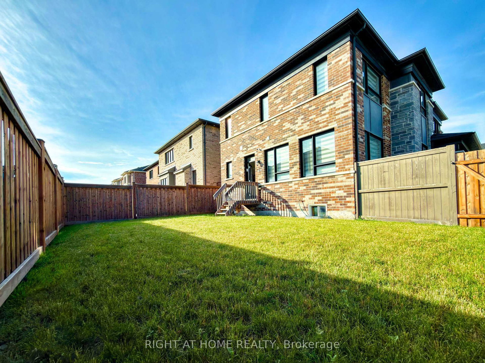 30 Boothill Drive • Brampton, ON photo 38