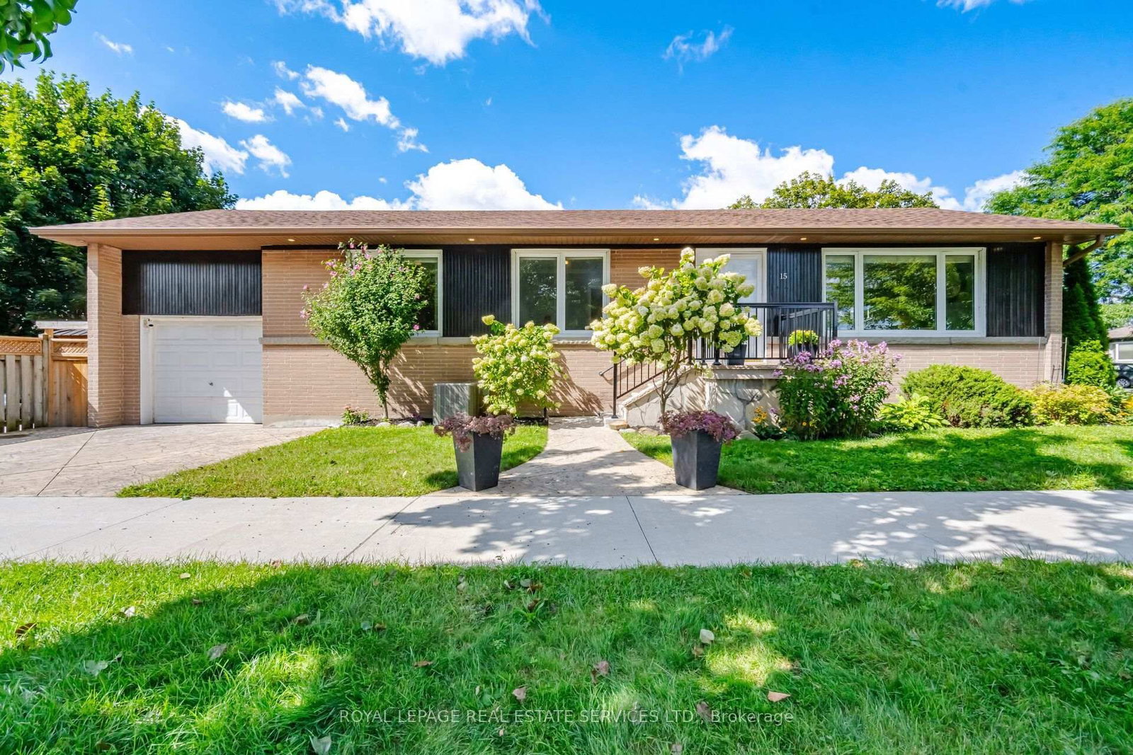 15 Velma Drive • Toronto, ON photo 1