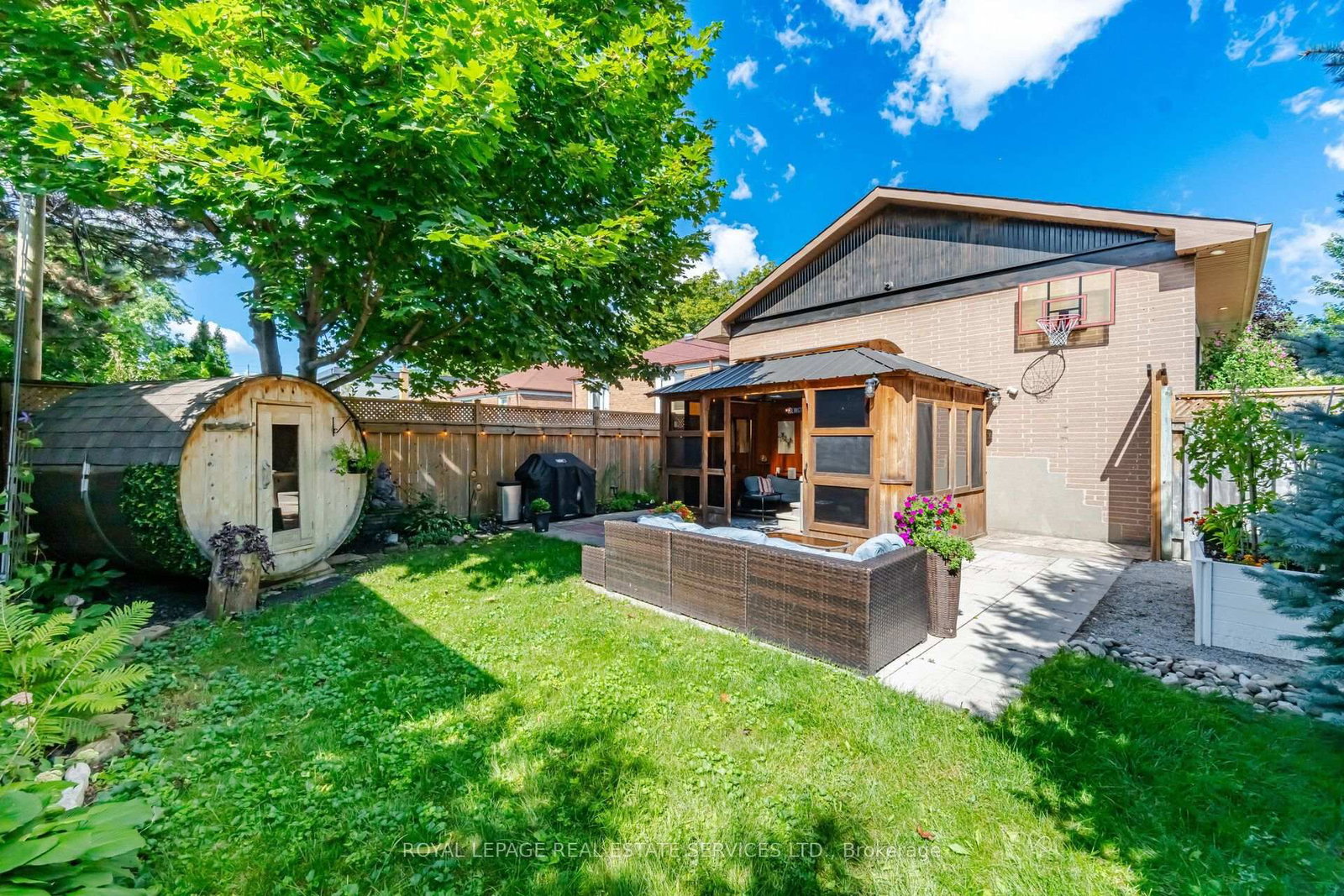 15 Velma Drive • Toronto, ON photo 44
