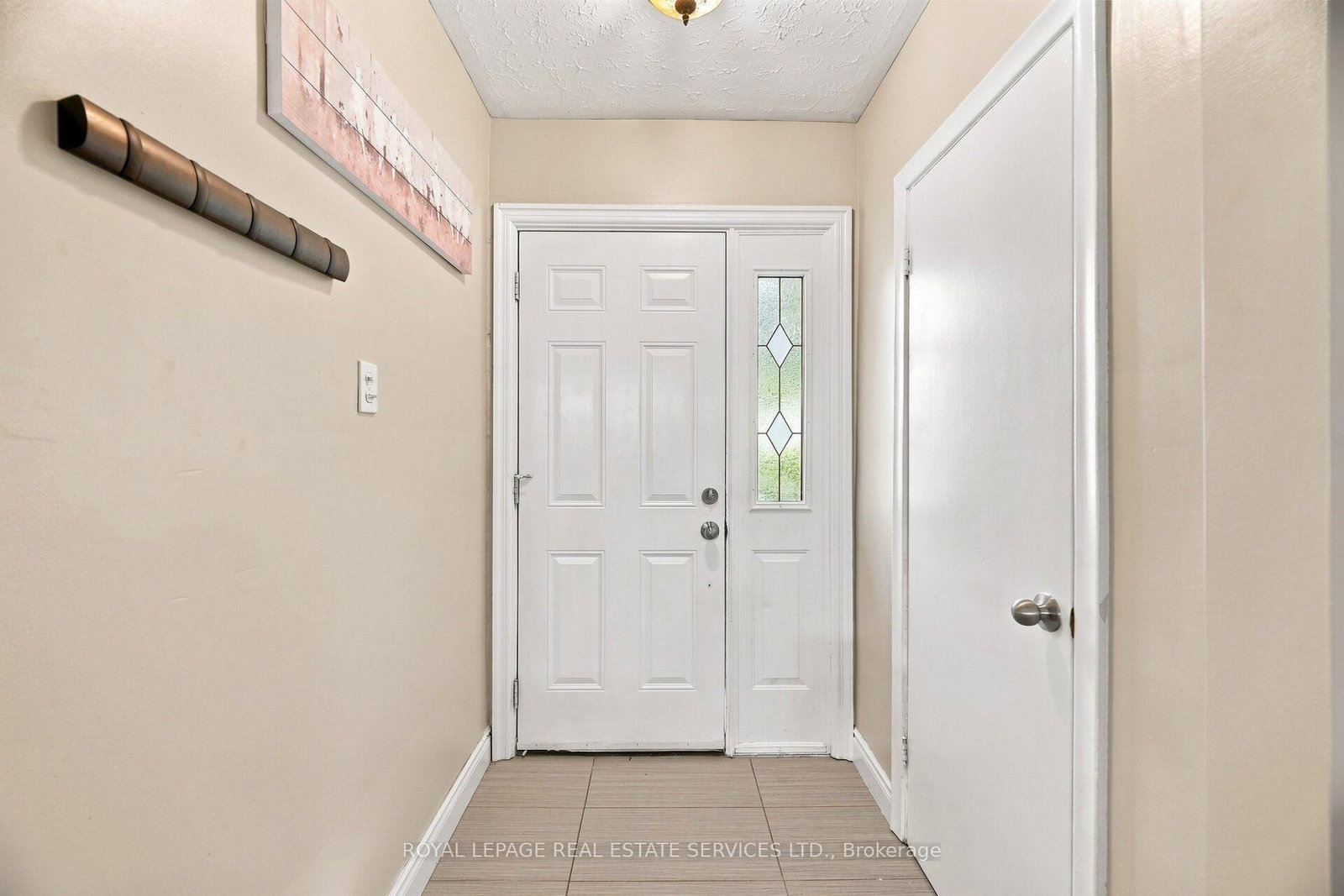 15 Velma Drive • Toronto, ON photo 5