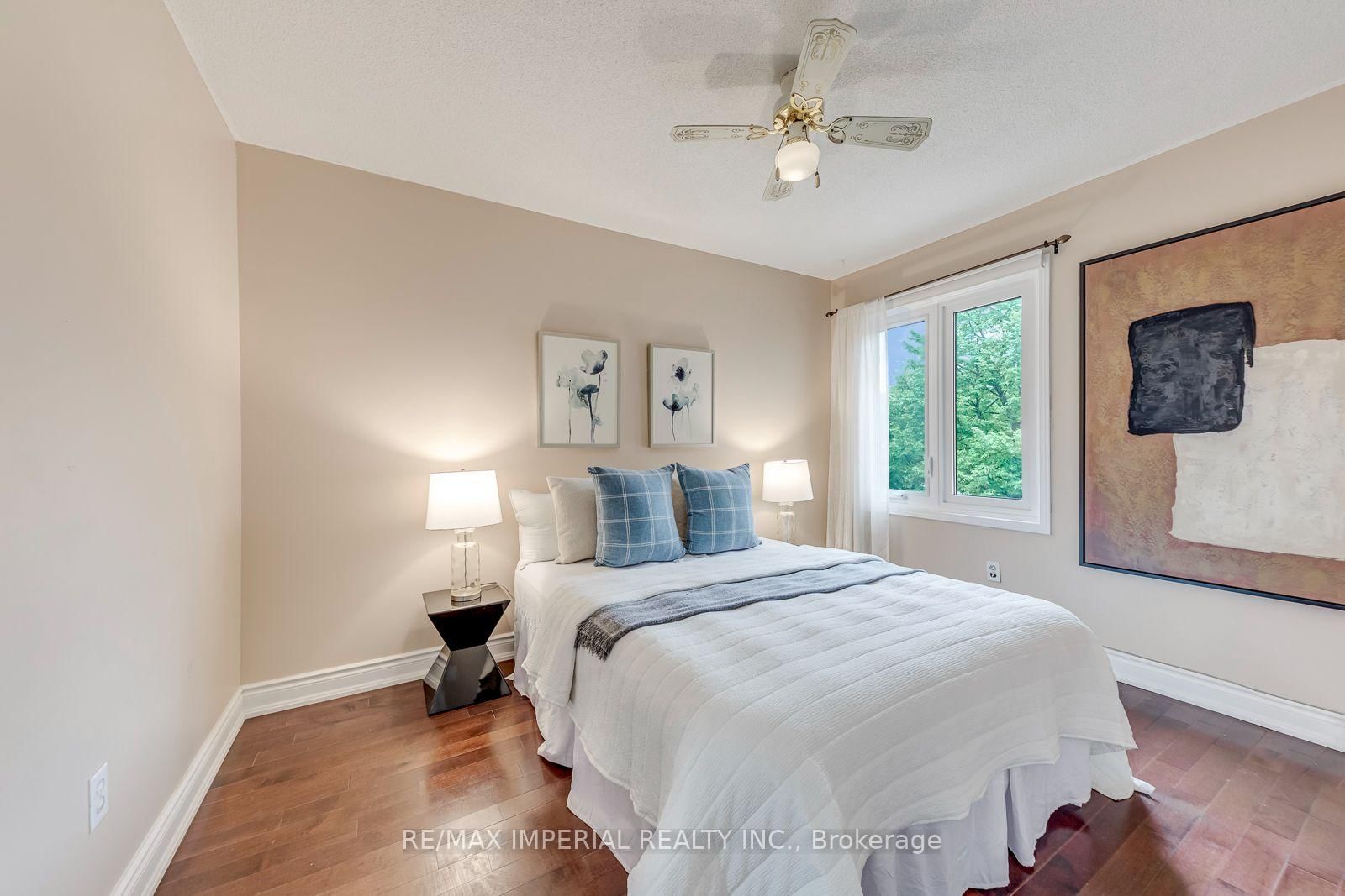 925 Cardington Street • Mississauga, ON photo 28