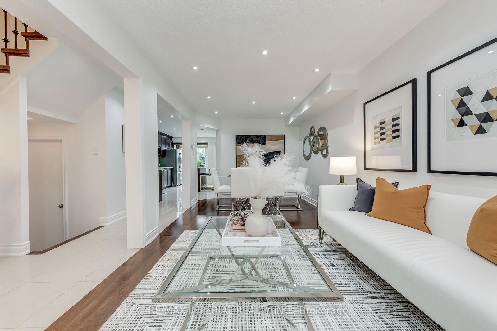 925 Cardington Street • Mississauga, ON photo 8
