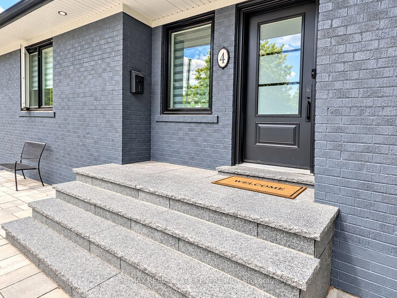 4 Rockfield Drive