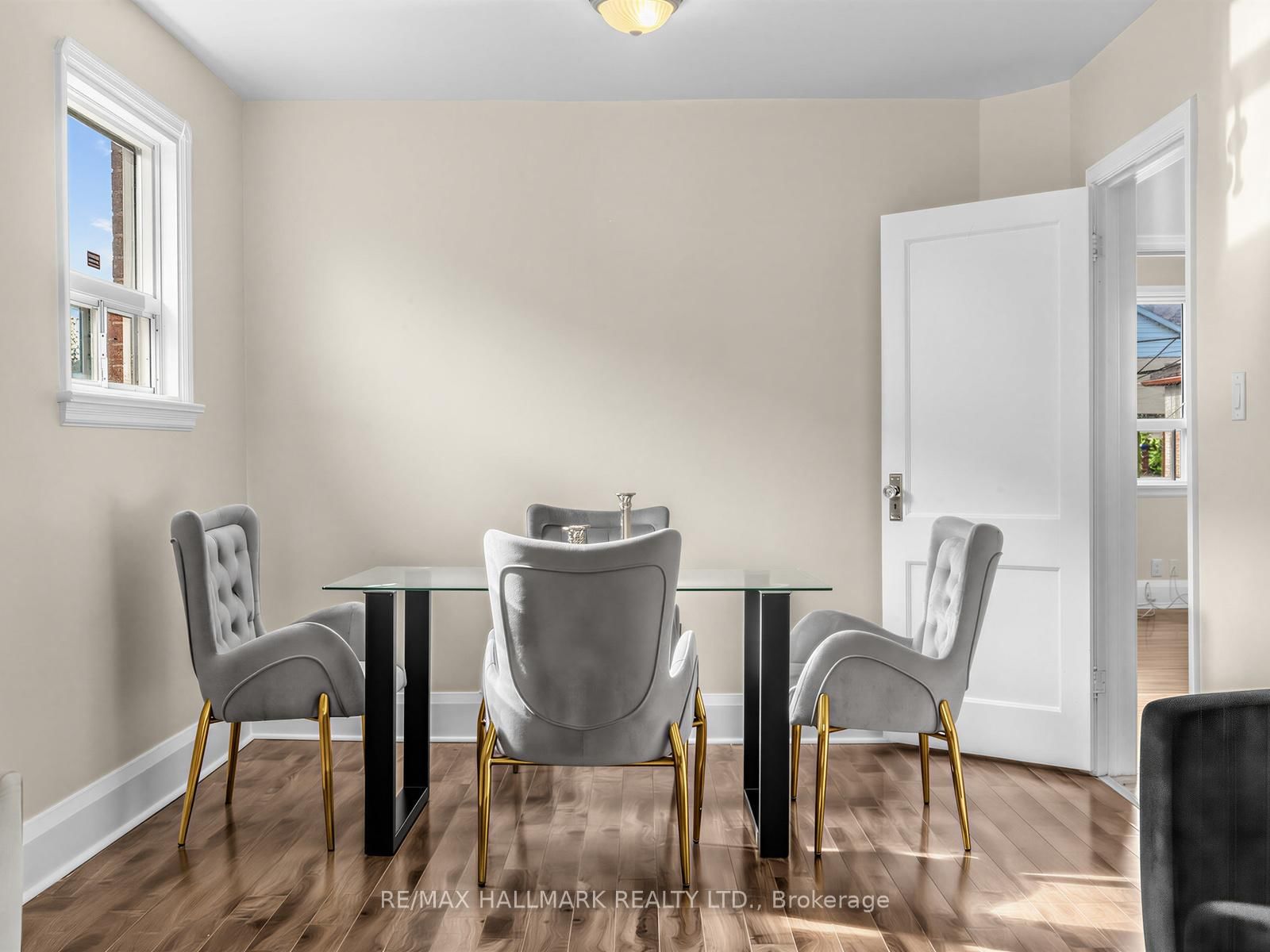 38 Ypres Road • Toronto, ON photo 6