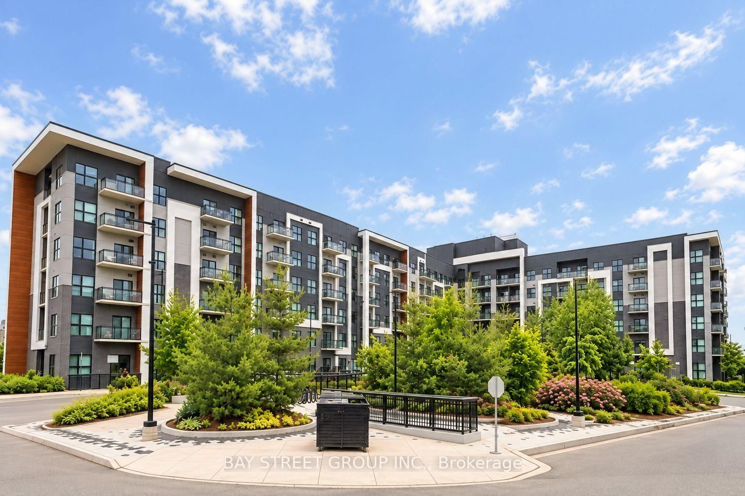 128 Grovewood Common • #630 • Oakville, ON photo 1