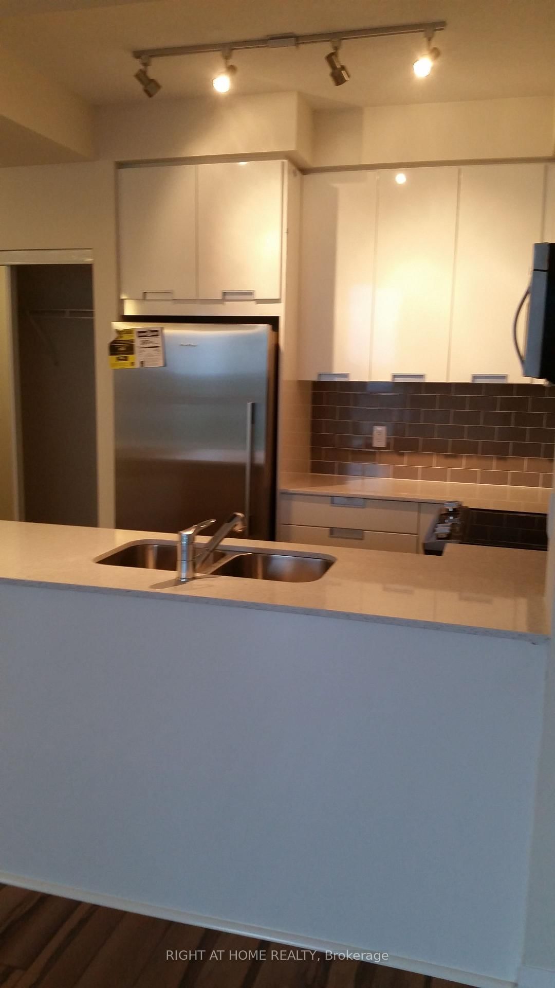 1101-55 Eglinton Ave, Mississauga, view 19