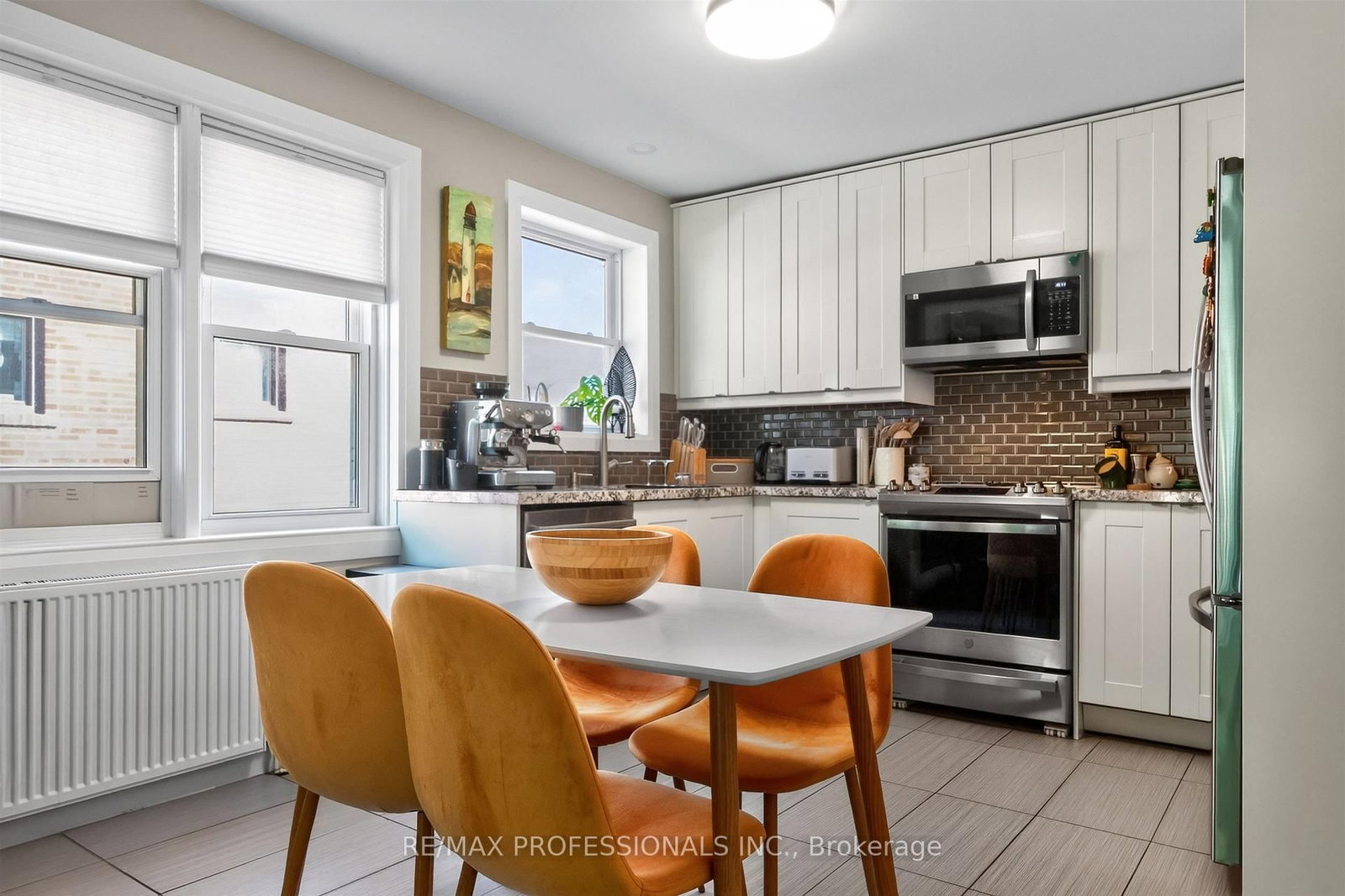 31 Long Branch Avenue • Toronto, ON photo 13