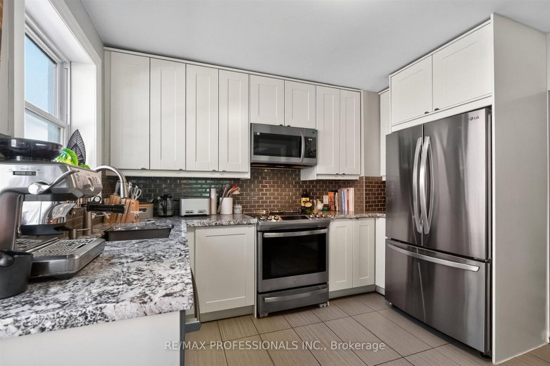31 Long Branch Toronto,ON M8W 3H8 — Photo 15