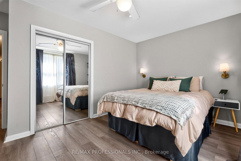31 Long Branch Toronto,ON M8W 3H8 — Photo 19