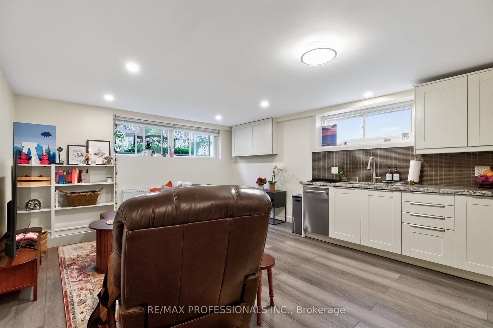 31 Long Branch Avenue • Toronto, ON photo 31