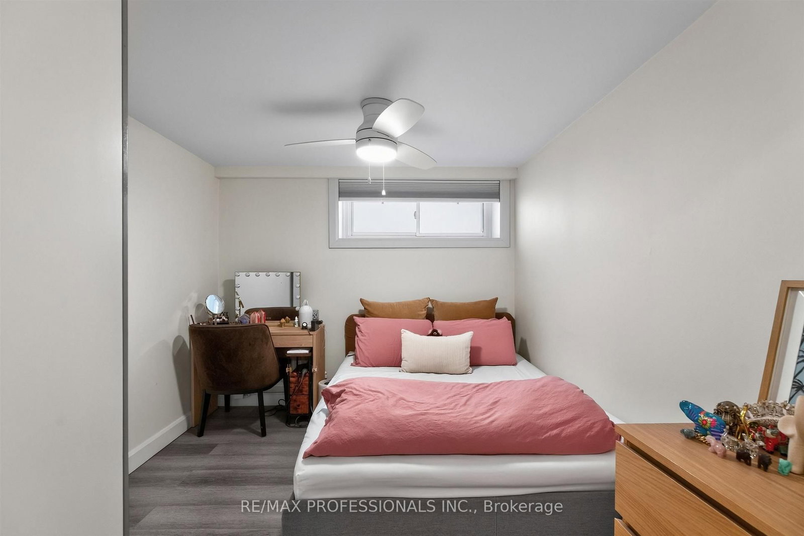 31 Long Branch Avenue • Toronto, ON photo 34