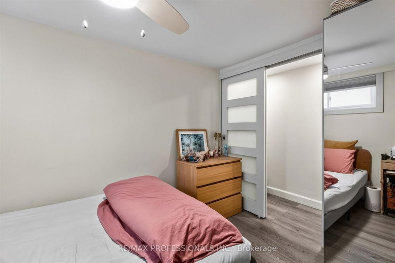 31 Long Branch Toronto,ON M8W 3H8 — Photo 36