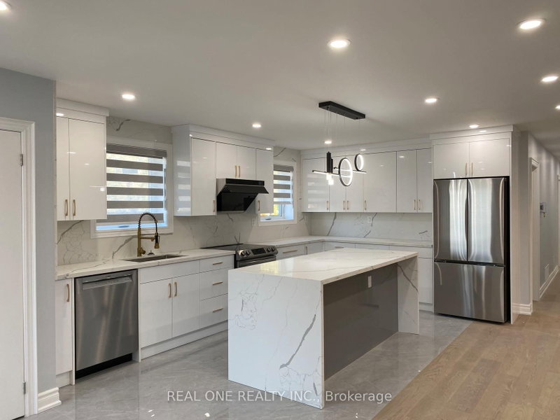 ROOM U2 - 1186 Shadeland Drive