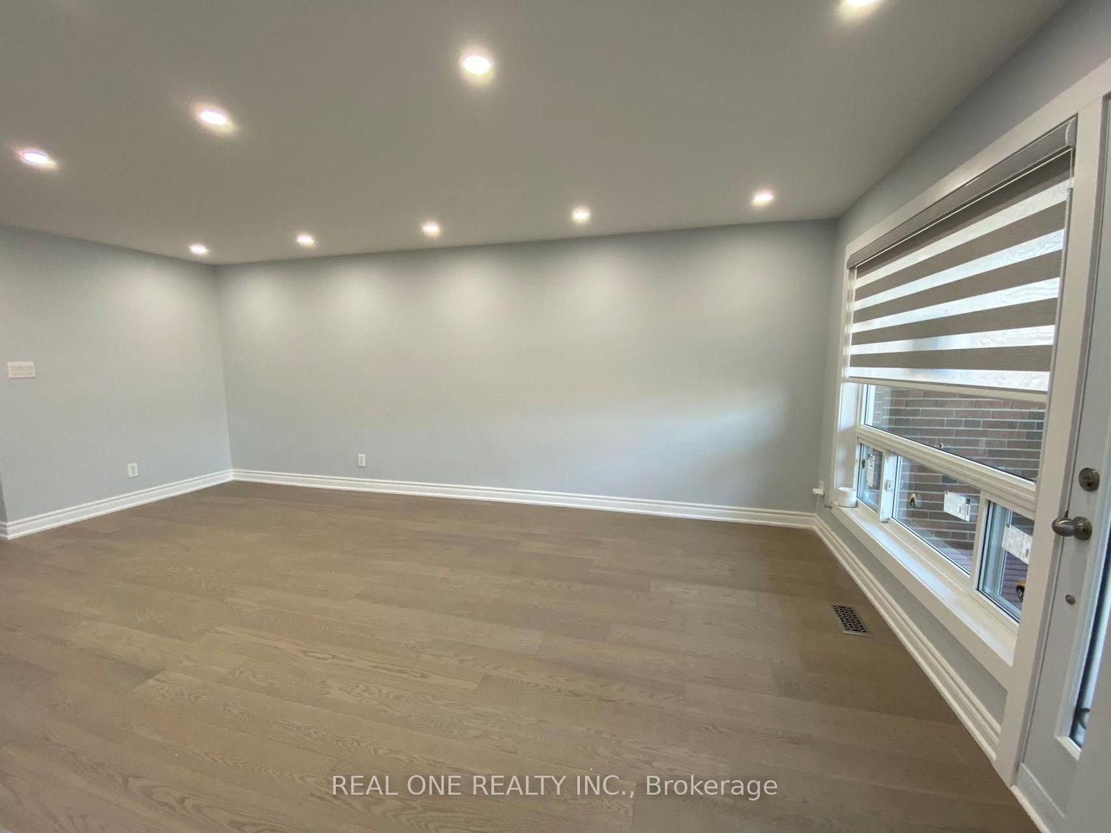 ROOM U2-1186 Shadeland Dr, Mississauga, view 10