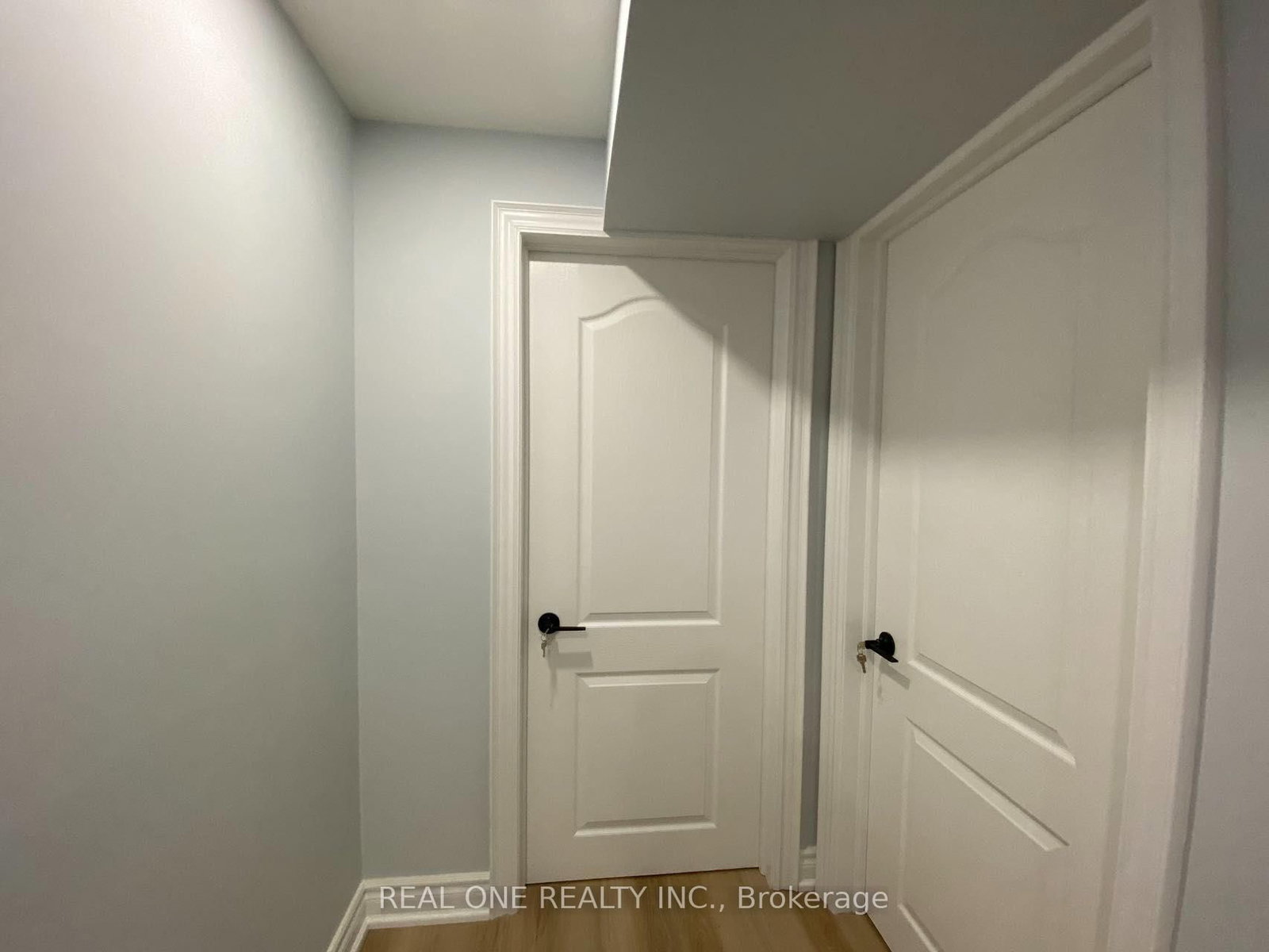 ROOM L1-1186 Shadeland Dr, Mississauga, view 4