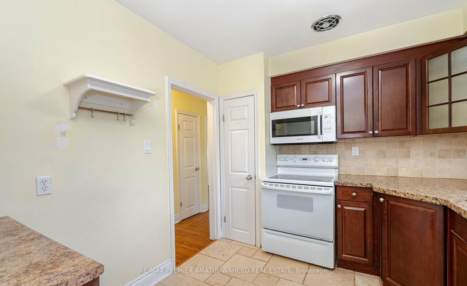 2036 Constance Oakville,ON L6J 2V5 — Photo 12