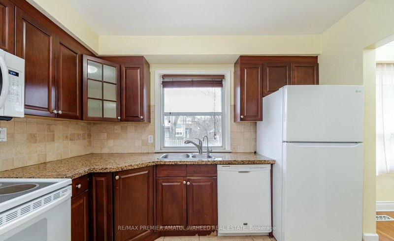 2036 Constance Oakville,ON L6J 2V5 — Photo 13