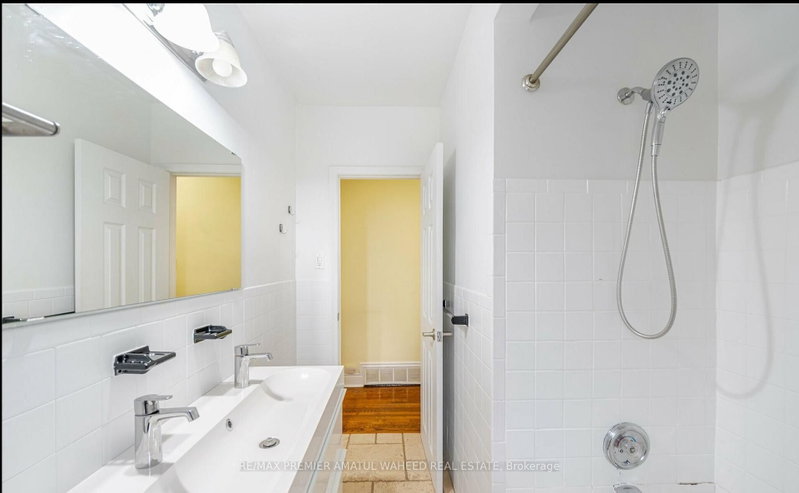 2036 Constance Oakville,ON L6J 2V5 — Photo 25