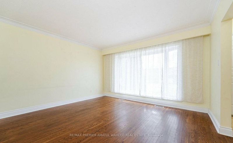 2036 Constance Oakville,ON L6J 2V5 — Photo 6