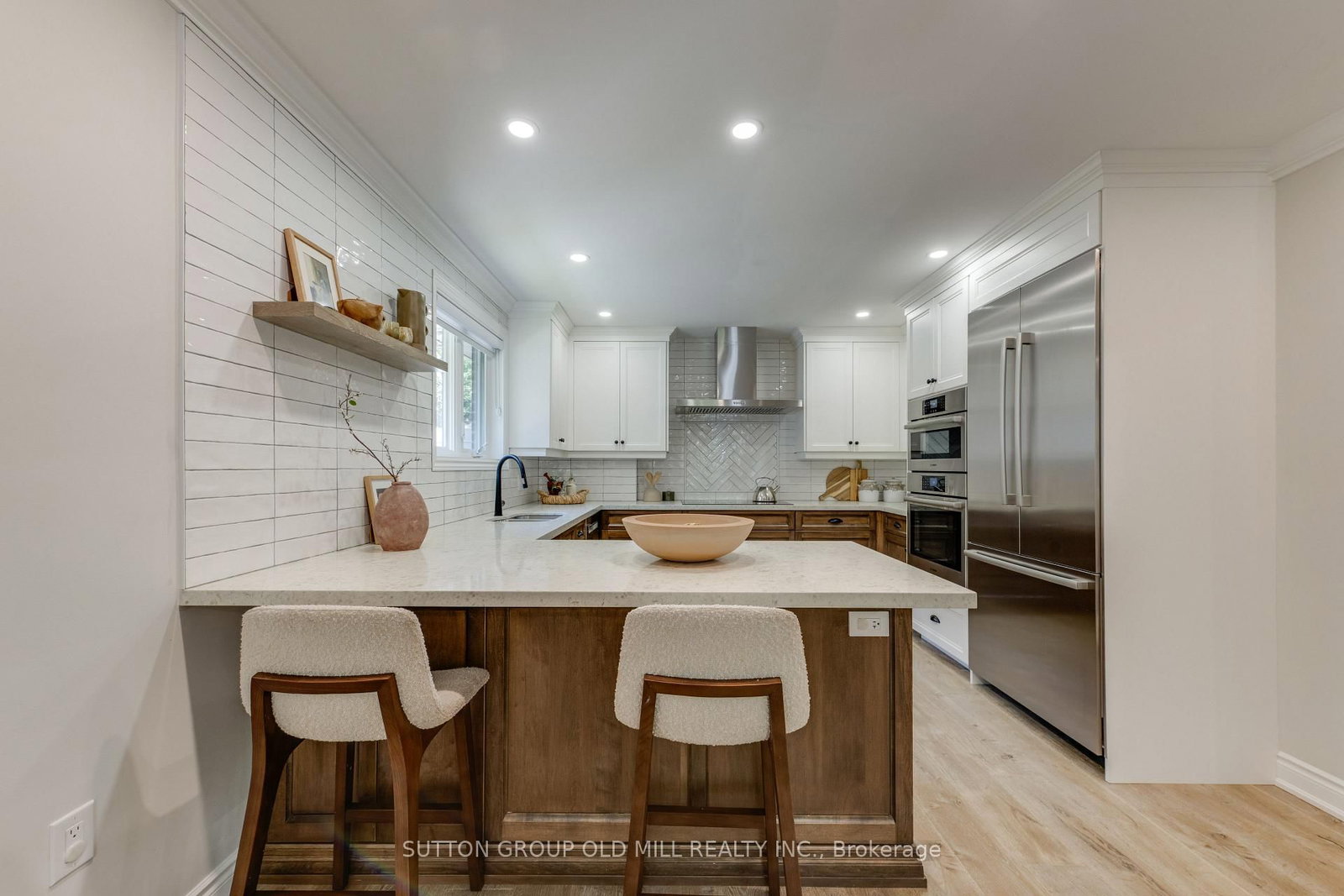 85 Bonnyview Drive • Toronto, ON photo 5