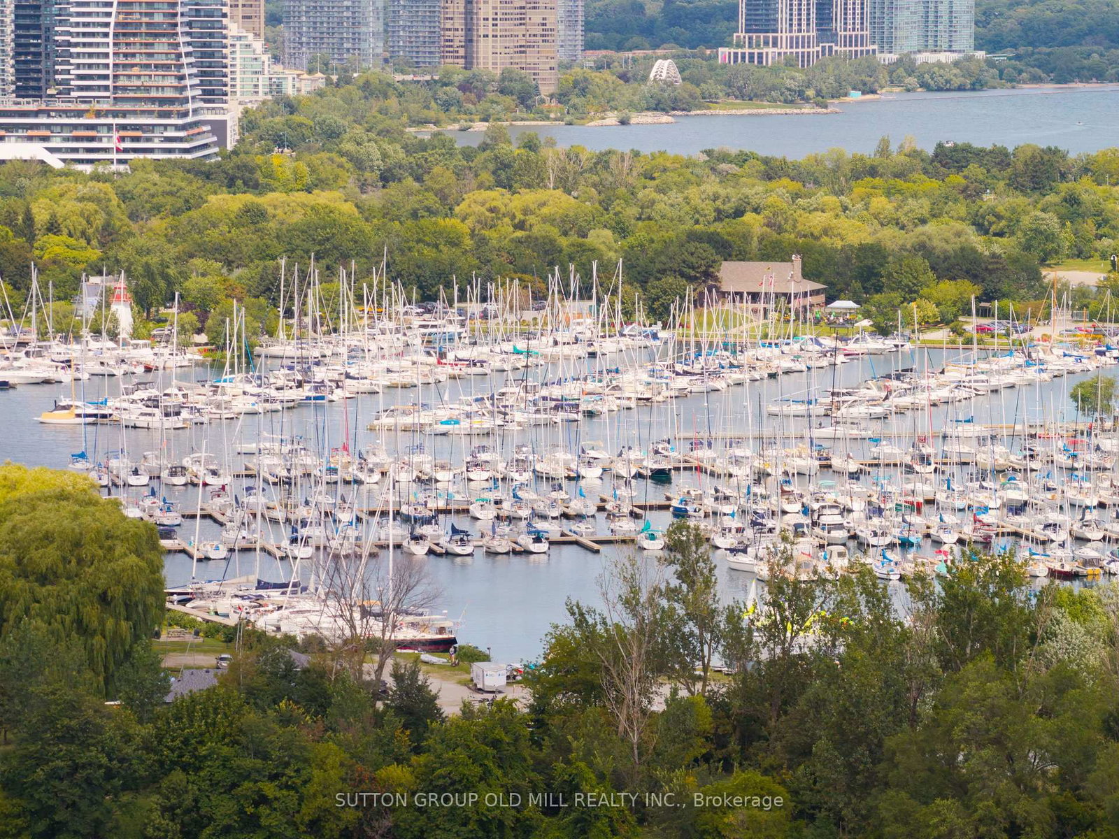 10 Queens Avenue • Toronto, ON photo 44