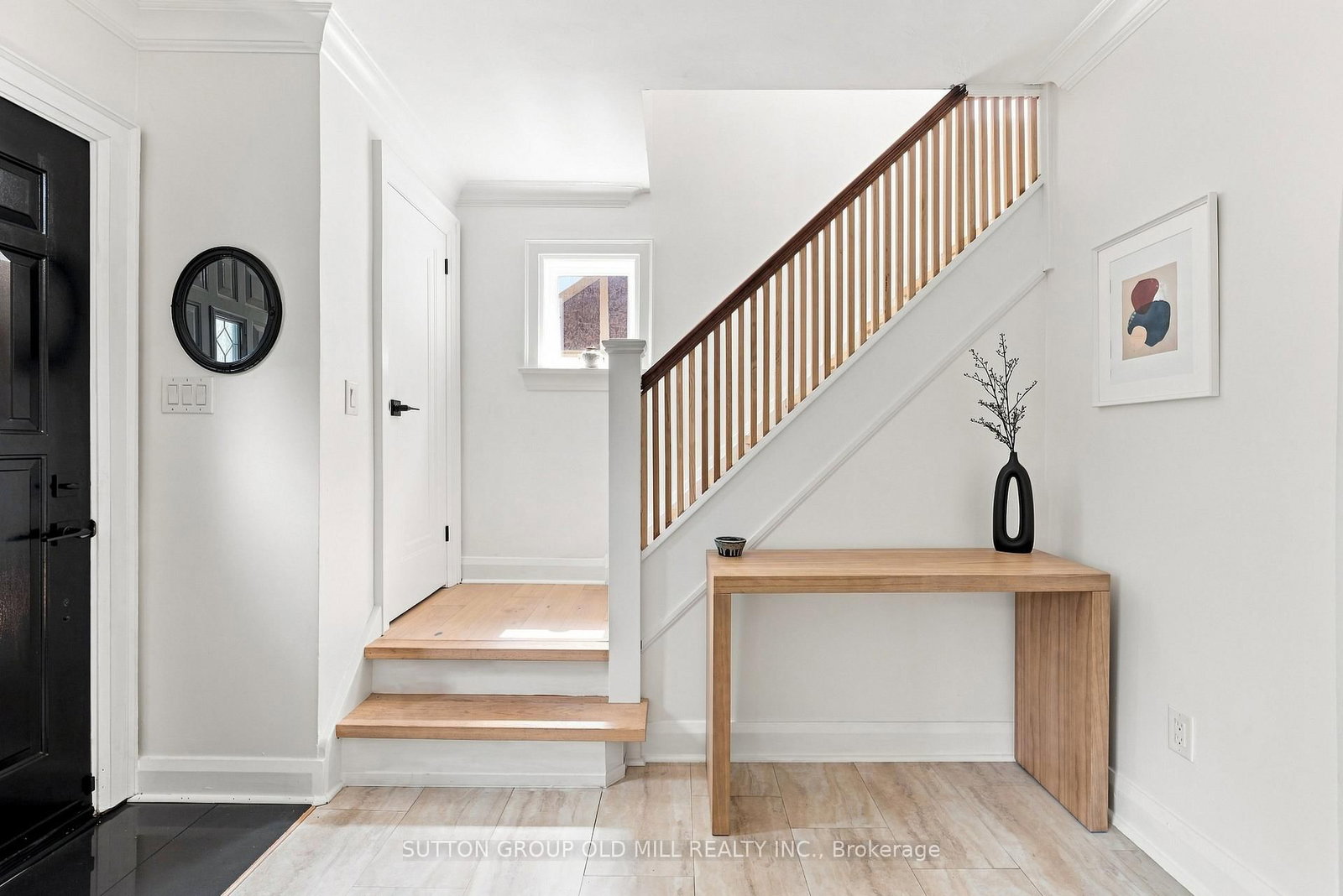 10 Queens Avenue • Toronto, ON photo 5