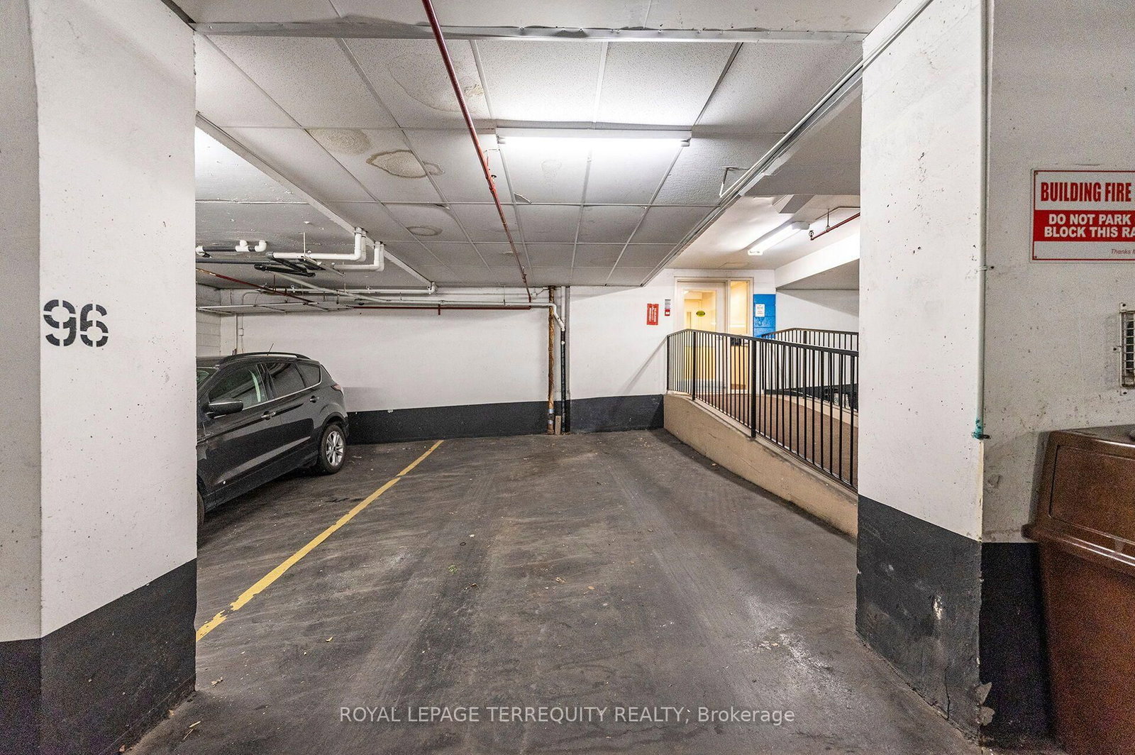 40 Richview Road • #2002 • Toronto, ON photo 39