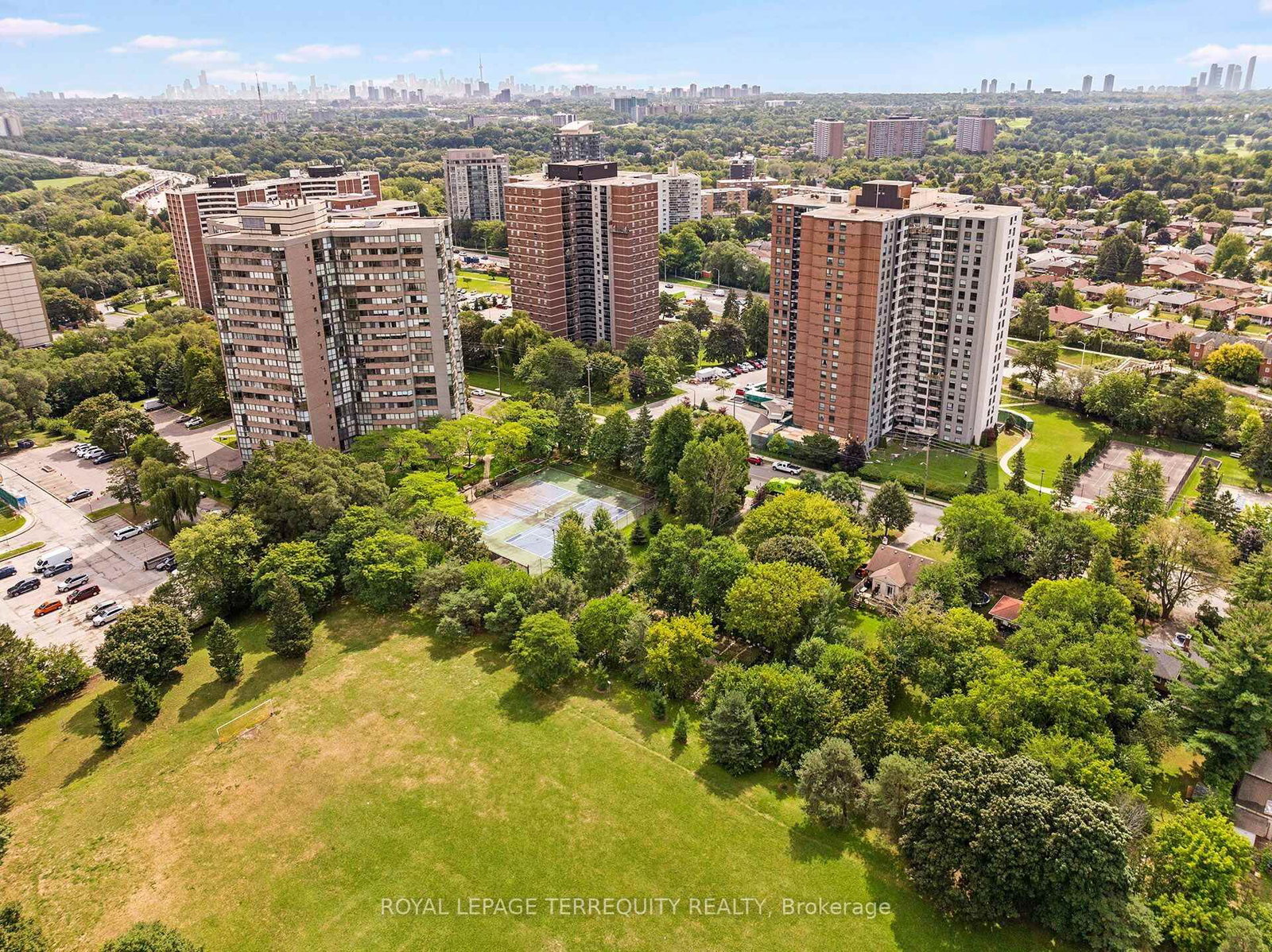 40 Richview Road • #2002 • Toronto, ON photo 45
