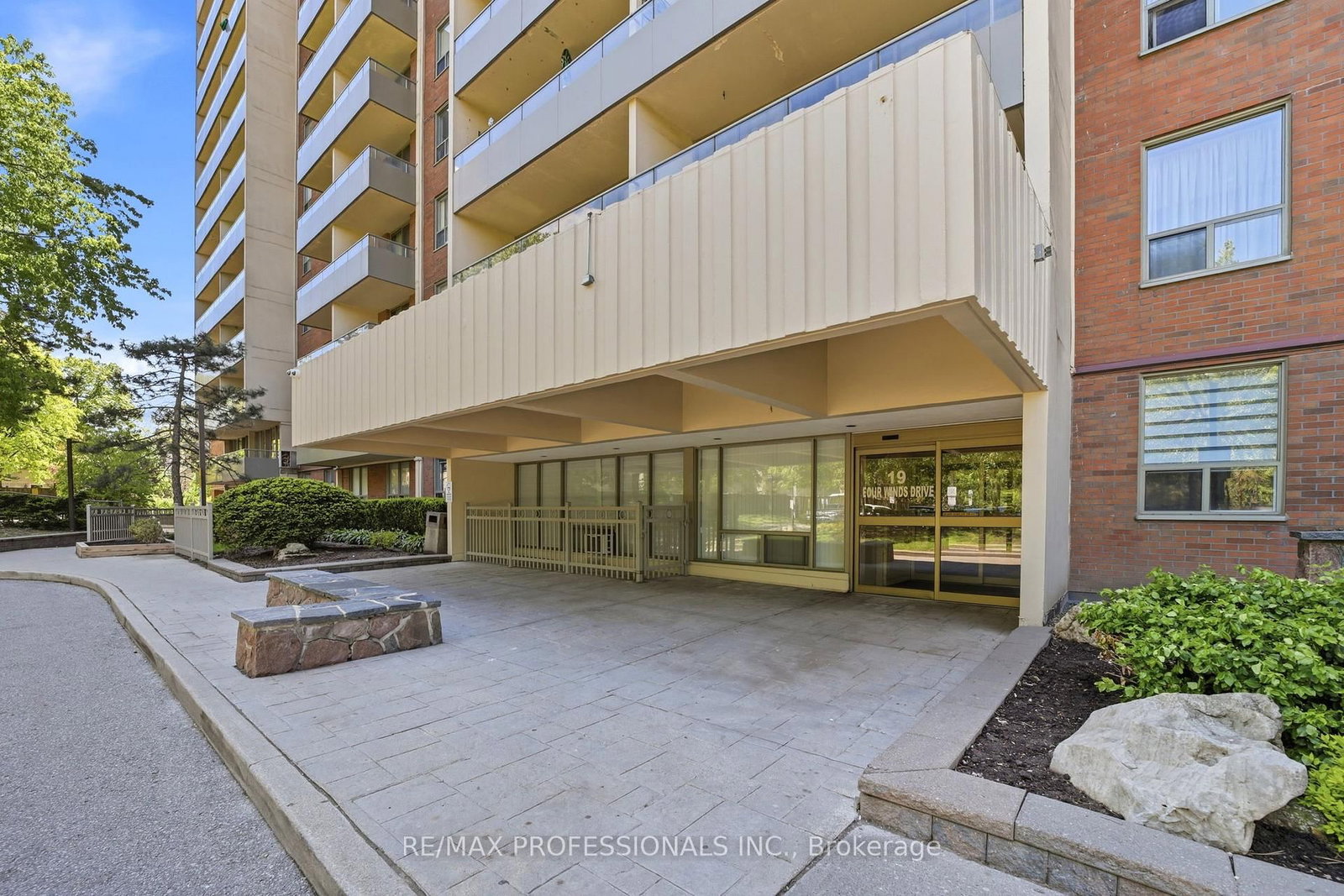 19 Four Winds Drive • #204 • Toronto, ON photo 5