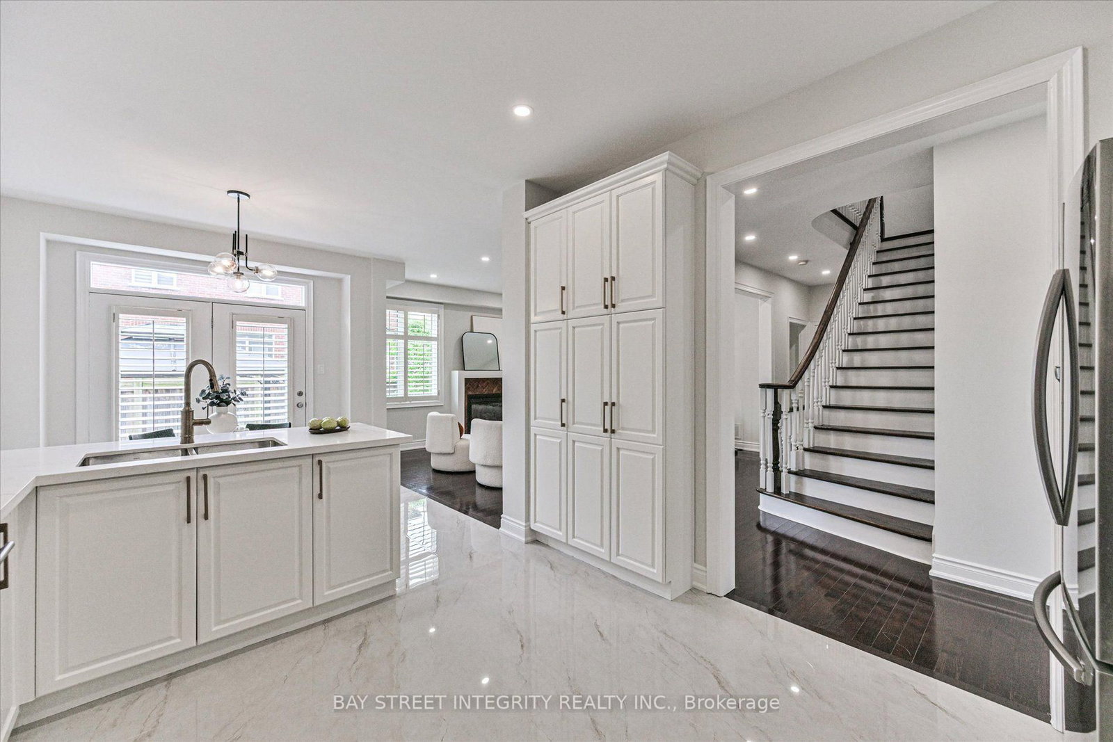 210 Milkweed Way • Oakville, ON photo 17