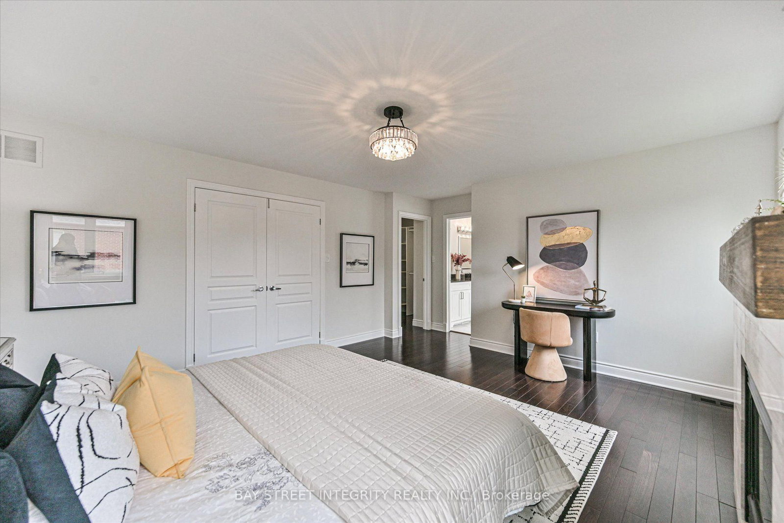 210 Milkweed Way • Oakville, ON photo 28