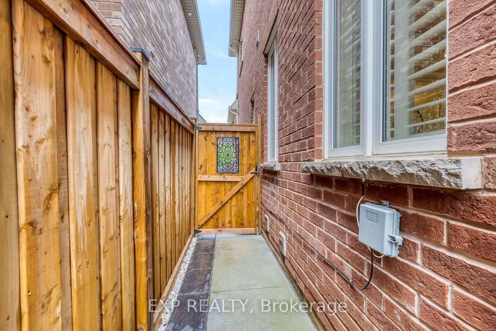 598 Bessborough Drive • Milton, ON photo 45