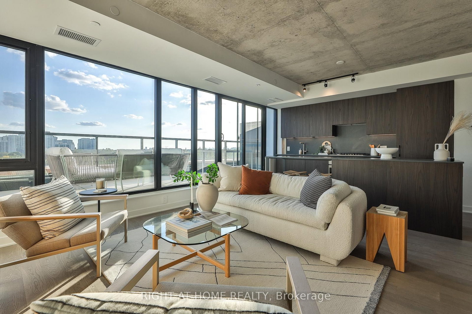 2720 Dundas Street W • #607 • Toronto, ON photo 15