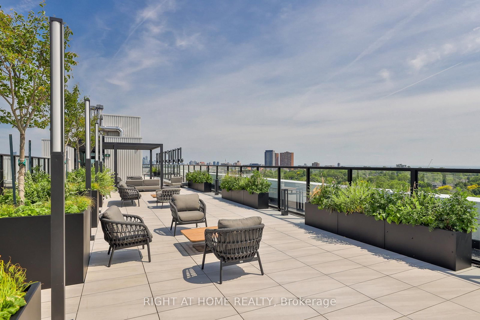 2720 Dundas Street W • #607 • Toronto, ON photo 27