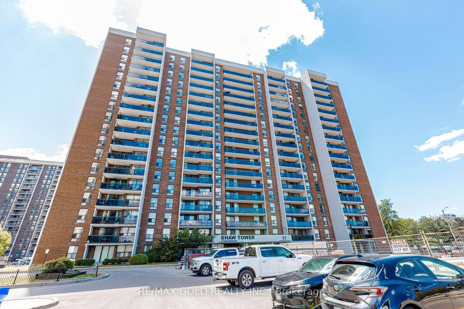 17 Knightsbridge Road • #905 • Brampton, ON photo 1