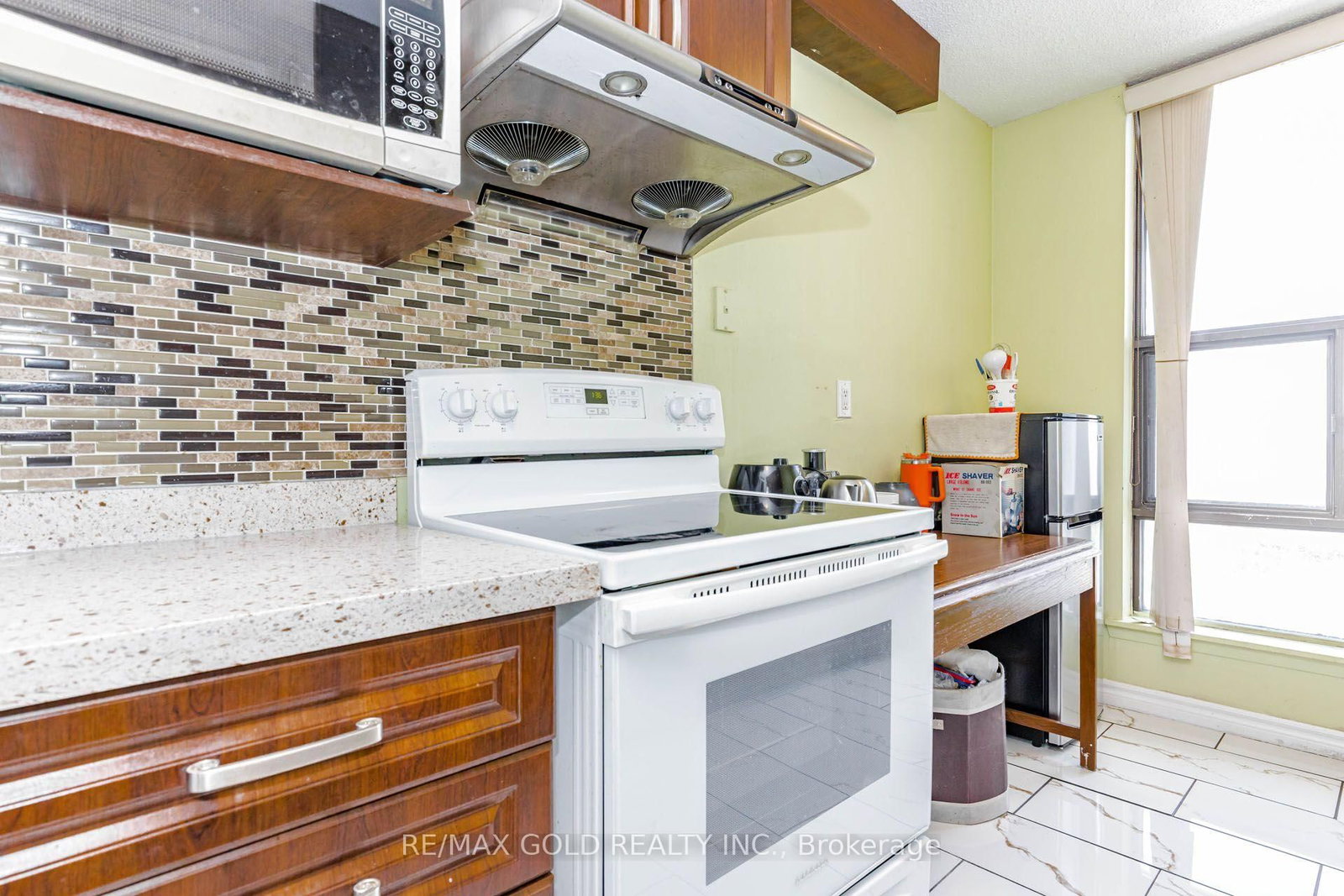 17 Knightsbridge Road • #905 • Brampton, ON photo 11