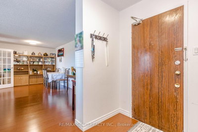 17 Knightsbridge Road • #905 • Brampton, ON photo 4