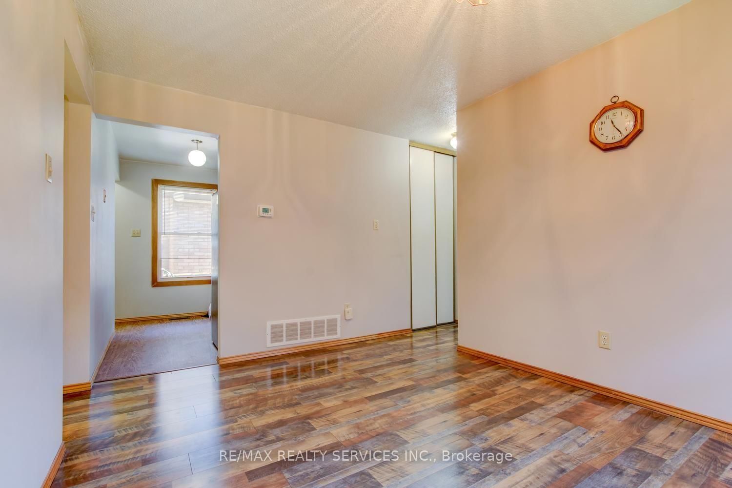 41 Greenleaf Crescent • Brampton, ON photo 10