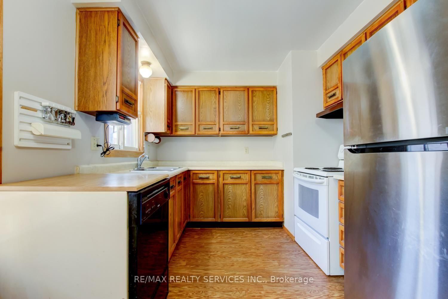 41 Greenleaf Crescent • Brampton, ON photo 13