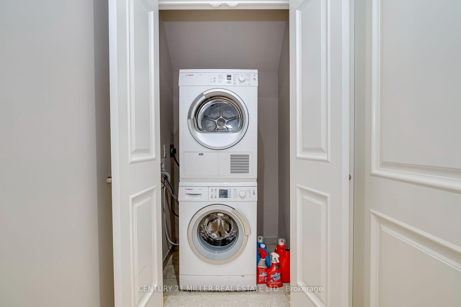 168 Walby Drive • Oakville, ON photo 34