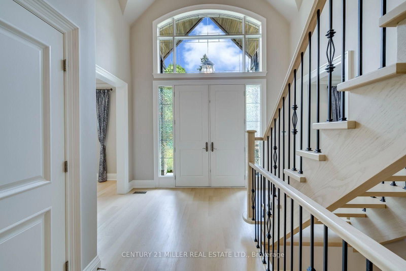 168 Walby Oakville,ON L6L 4E2 — Photo 5