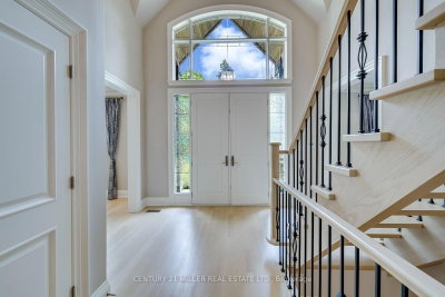 168 Walby Drive • Oakville, ON photo 5