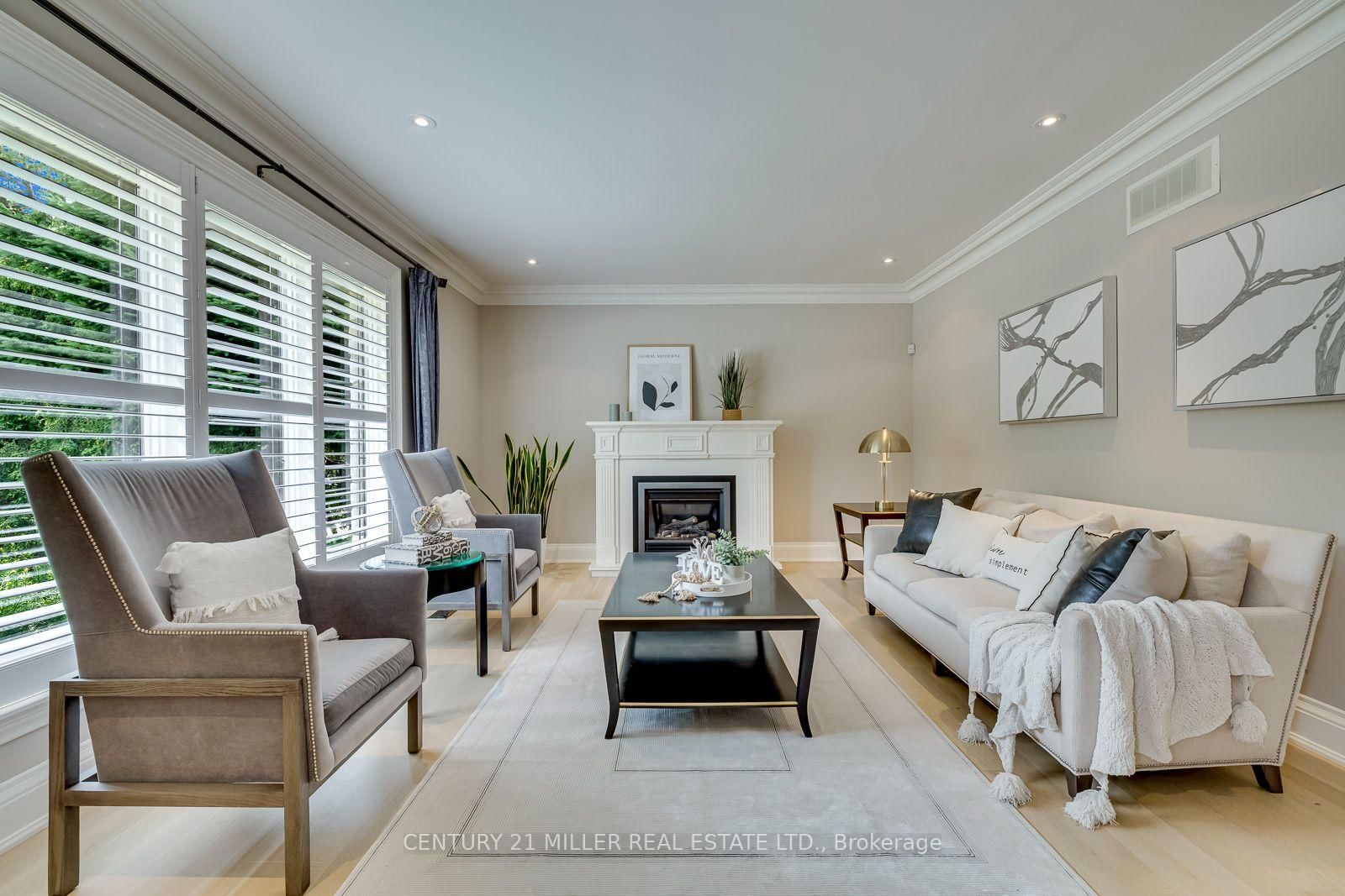 168 Walby Drive • Oakville, ON photo 6