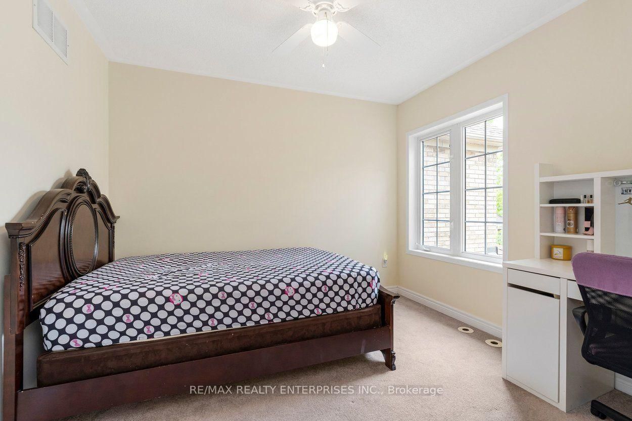 2248 Seton Crescent • Burlington, ON photo 25
