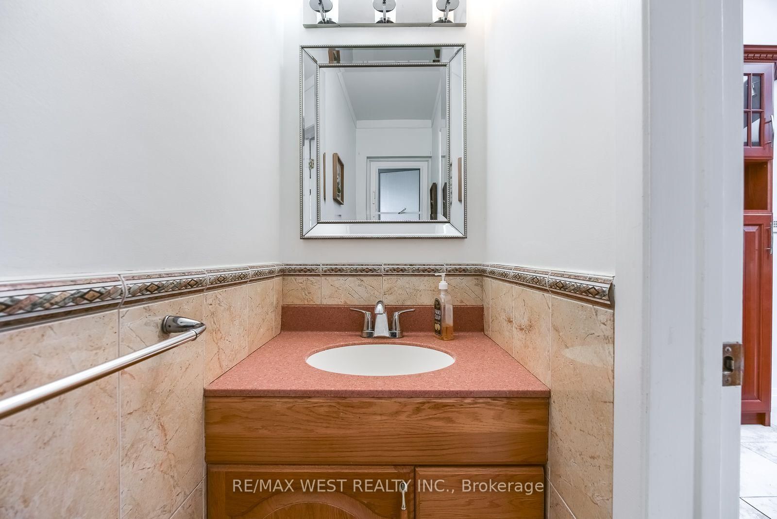 347 Karen Park Crescent • Mississauga, ON photo 21
