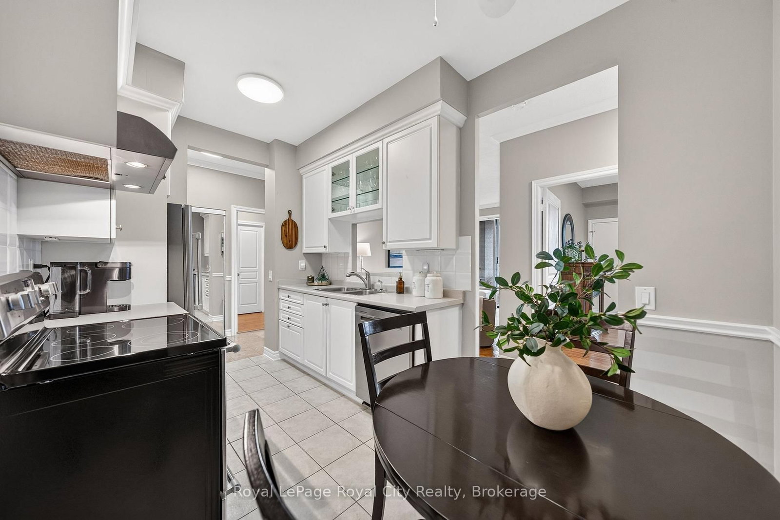 1 Belvedere Court • #403 • Brampton, ON photo 18