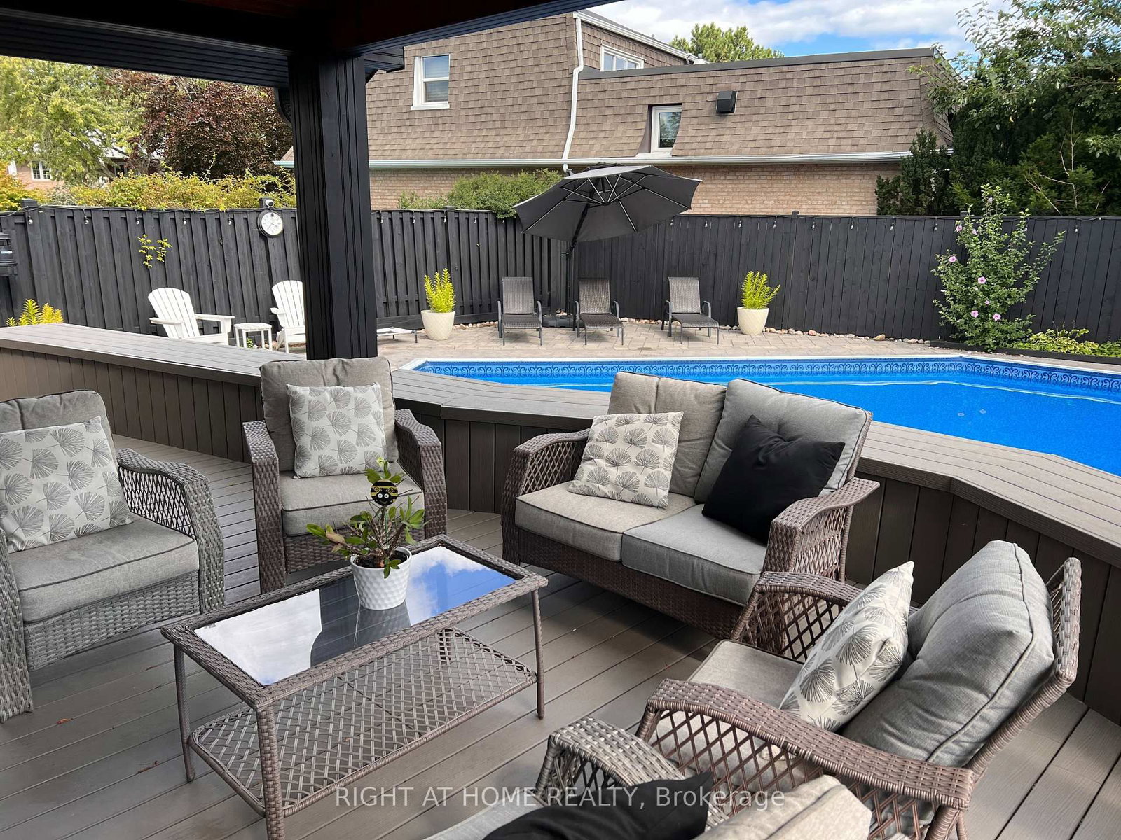1916 Pagehurst Court • Mississauga, ON photo 34